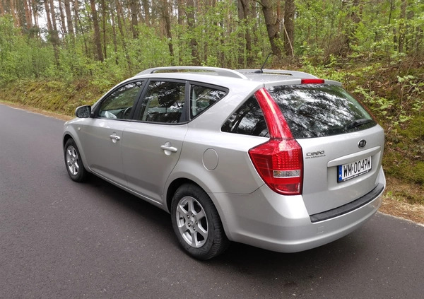 Kia Ceed cena 23500 przebieg: 194000, rok produkcji 2011 z Gorlice małe 436
